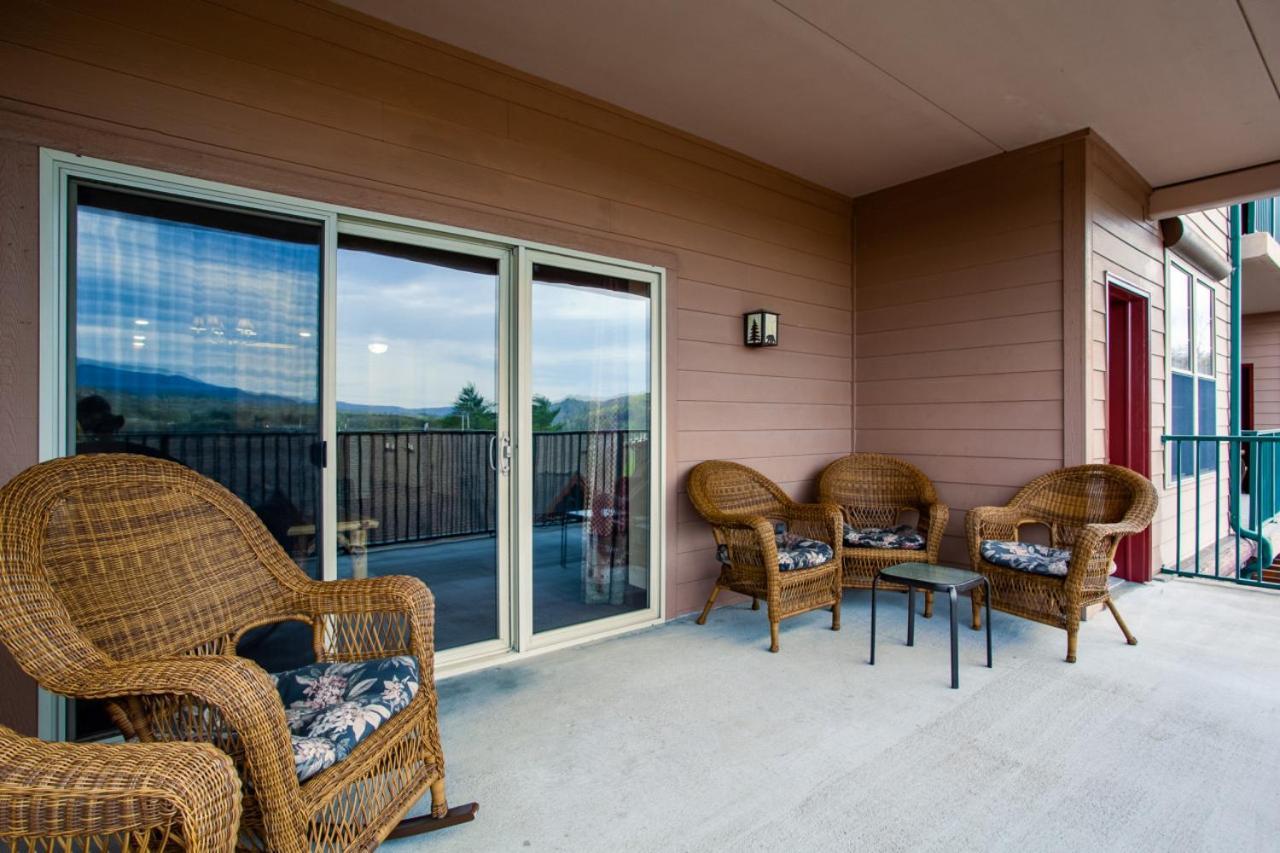 The Bear Paw Palace Mtn View And Community Pools Pigeon Forge Exterior photo
