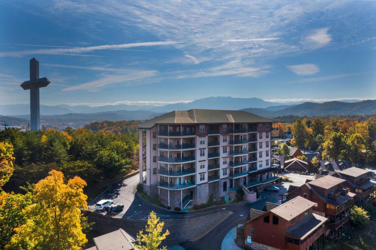 The Bear Paw Palace Mtn View And Community Pools Pigeon Forge Exterior photo