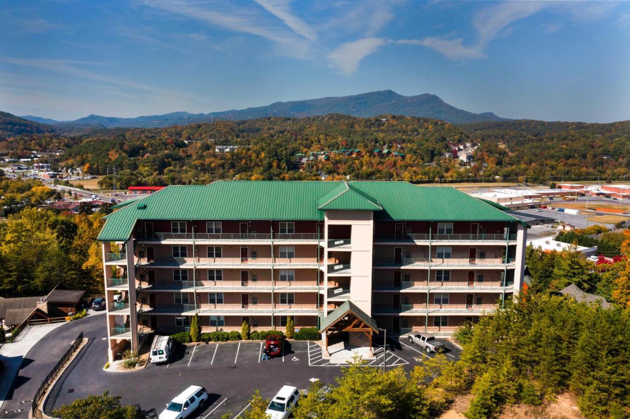The Bear Paw Palace Mtn View And Community Pools Pigeon Forge Exterior photo