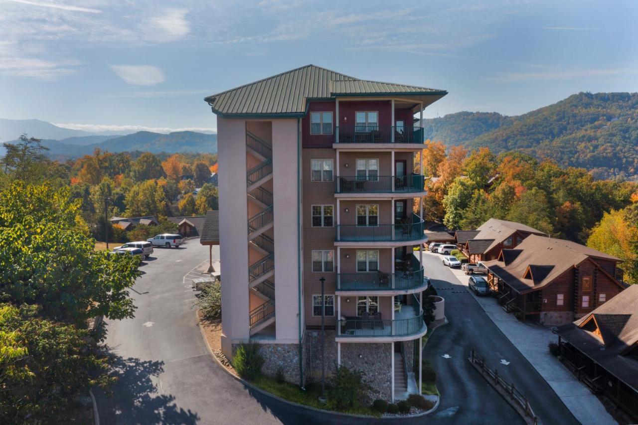 The Bear Paw Palace Mtn View And Community Pools Pigeon Forge Exterior photo